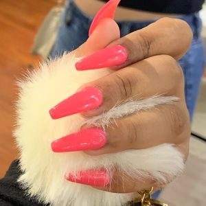 Meet your Posher, Karina